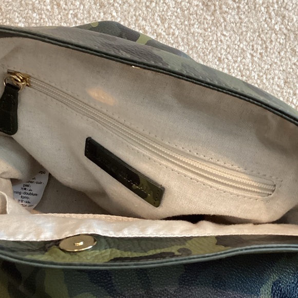 Mark & Graham Leather Camouflage Shoulder Bag with Extra Strap - Picture 5 of 10